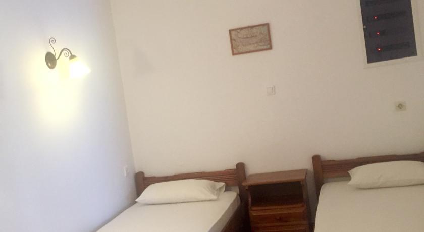 Apartment Selini *